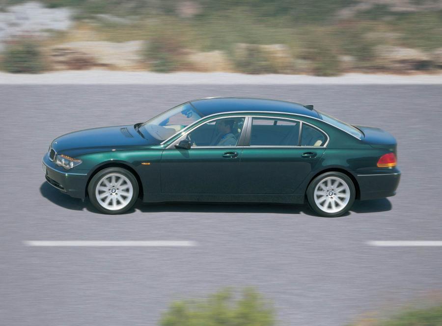  BMW 7-Series L 2003 года  (фото 57 из 61)